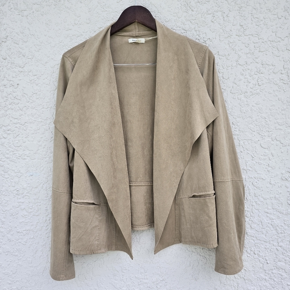 Women's Fall Tan Jacket - Picture 2 of 7